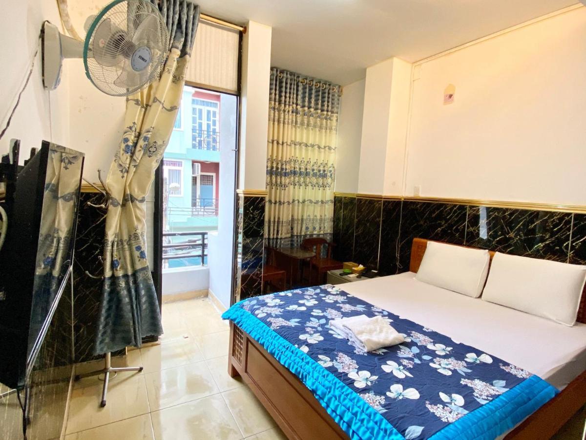 Ngoc Trinh Hotel Хошимін Екстер'єр фото