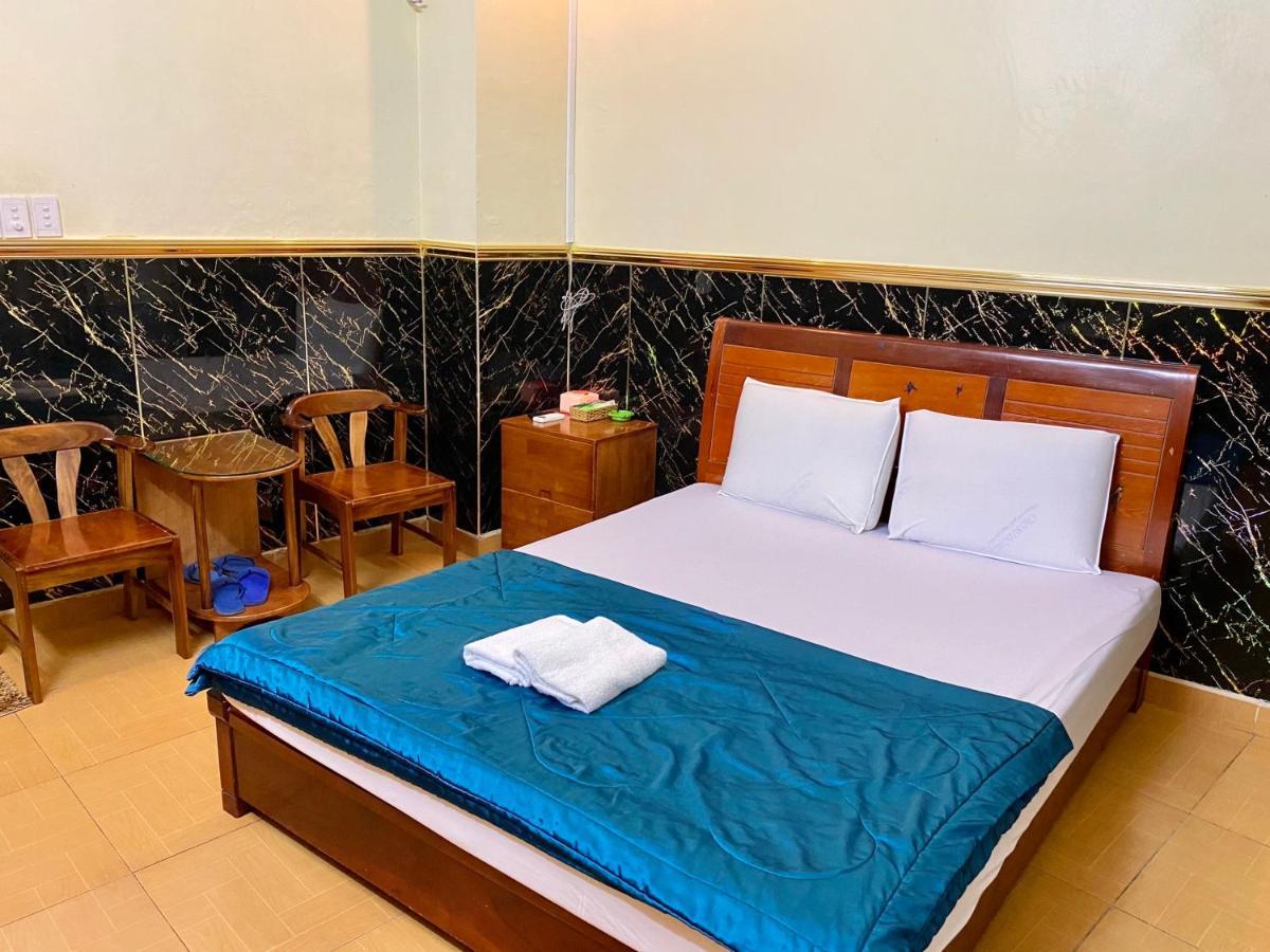 Ngoc Trinh Hotel Хошимін Екстер'єр фото