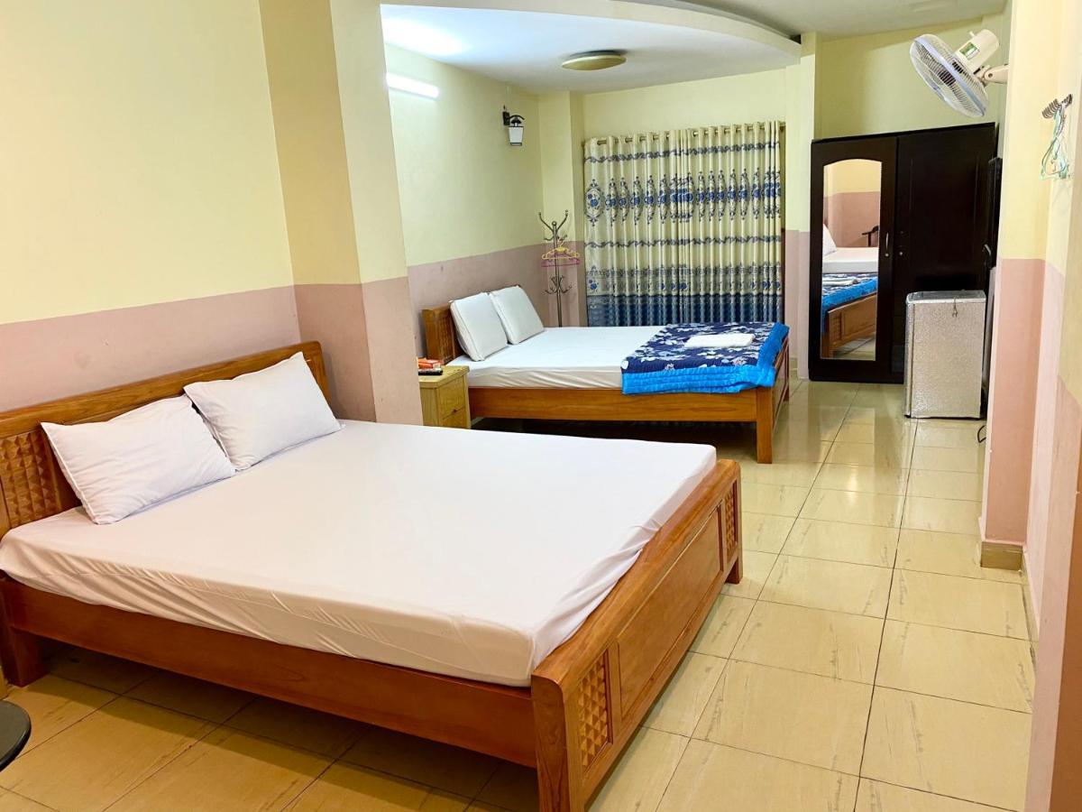 Ngoc Trinh Hotel Хошимін Екстер'єр фото