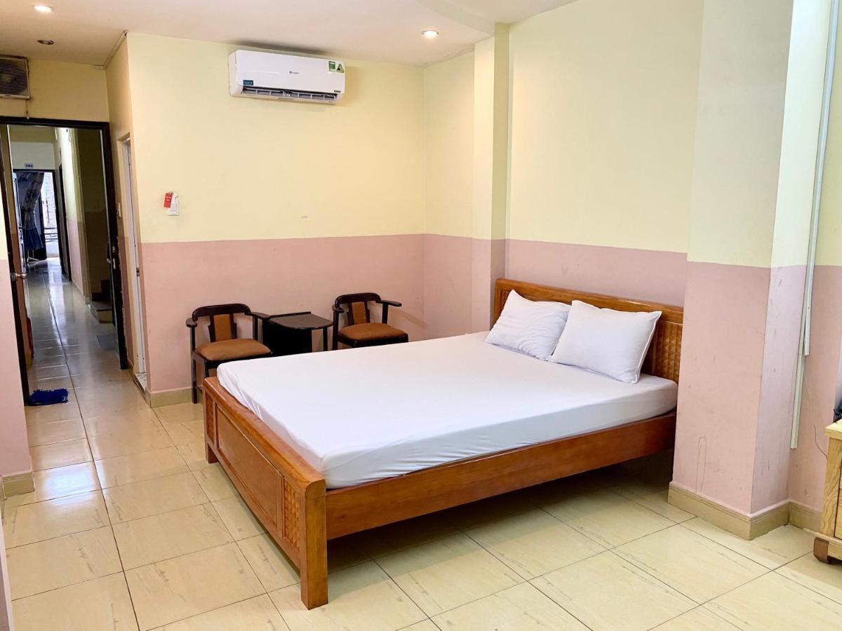 Ngoc Trinh Hotel Хошимін Екстер'єр фото