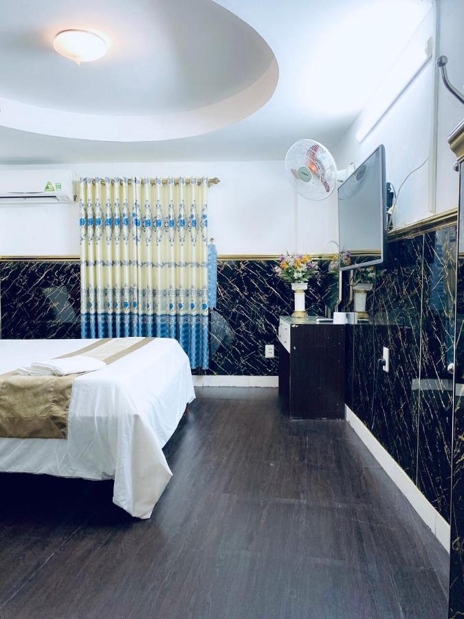 Ngoc Trinh Hotel Хошимін Екстер'єр фото